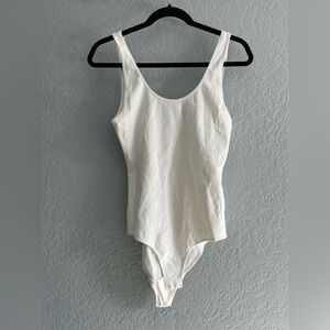 Aritzia Wilfred free body suit bottom snap